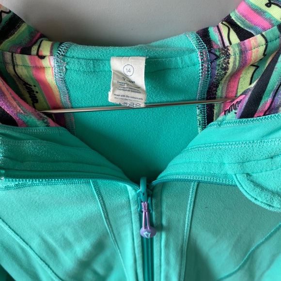 Ivivva Jacket - Picture 3 of 7